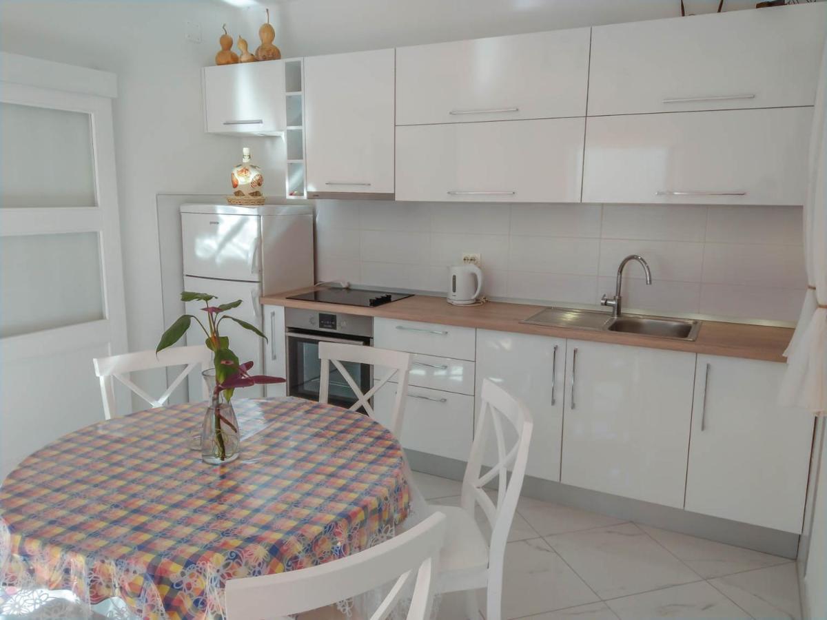 Apartman Riva K Подгора Екстер'єр фото